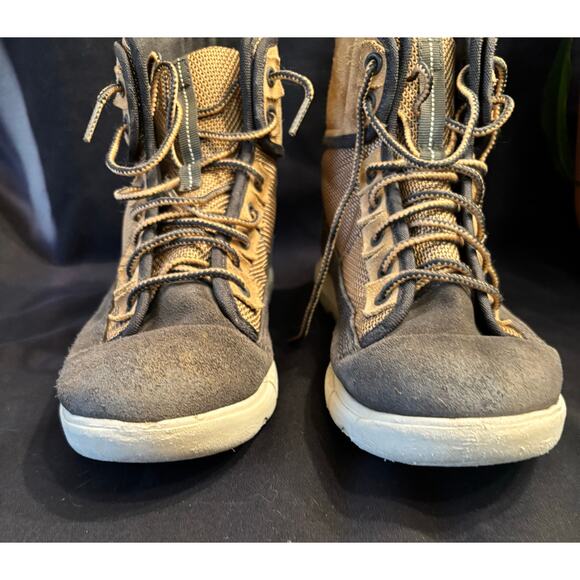 Men’s Sorel Explorer Mission Boots Suede Waterproof Wet Sand Shoes, size 9 main image 8